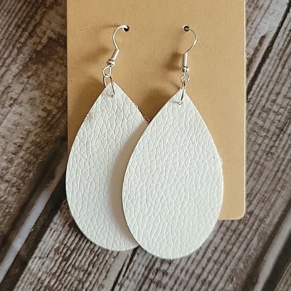Handmade Faux Leather Earrings Bundle - Picture 6 of 14
